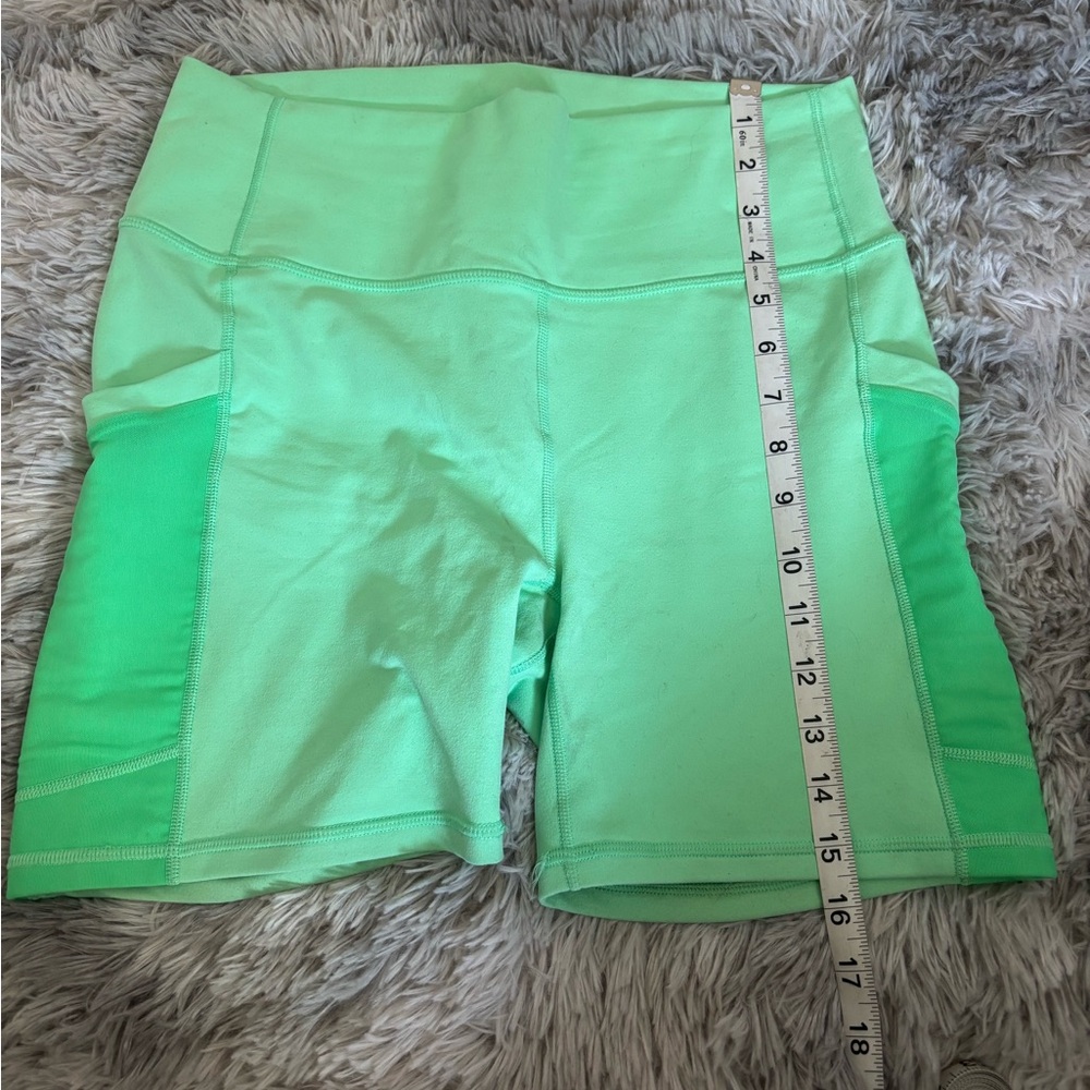 Fabletics Mint Green Women's Powerhold Bike Shorts